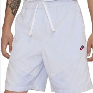 NikeSportswear Heritage Corduroy Sports Shorts